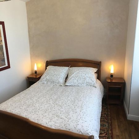 Bed and Breakfast L'Instant Present Pacy-sur-Armancon Екстер'єр фото