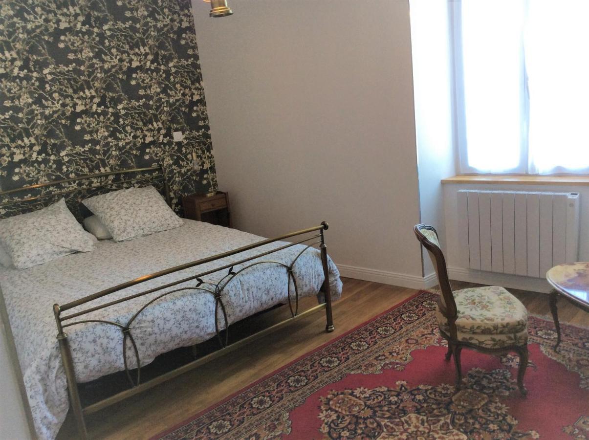 Bed and Breakfast L'Instant Present Pacy-sur-Armancon Екстер'єр фото