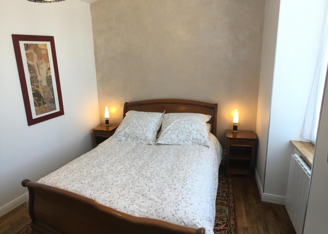 Bed and Breakfast L'Instant Present Pacy-sur-Armancon Екстер'єр фото
